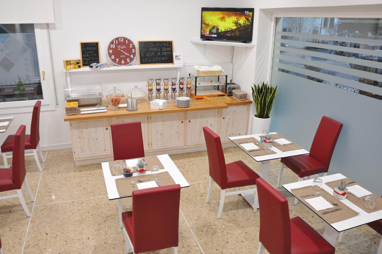单莫多罗酒店 波代诺内 外观 照片